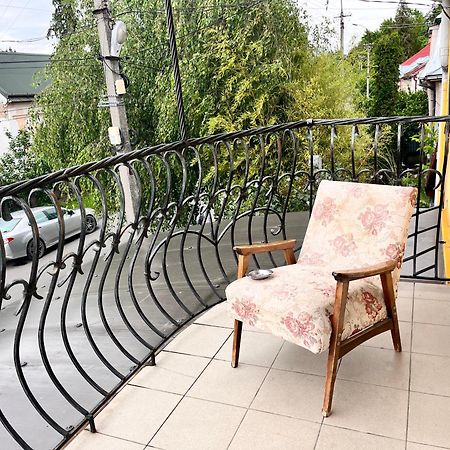 Mala Praha Hotel Uzjhorod Eksteriør billede